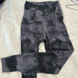 Beyond yoga leggings